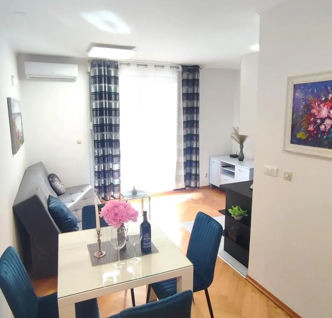 Apartment Paolo By The Beach Znjan Split 0*,