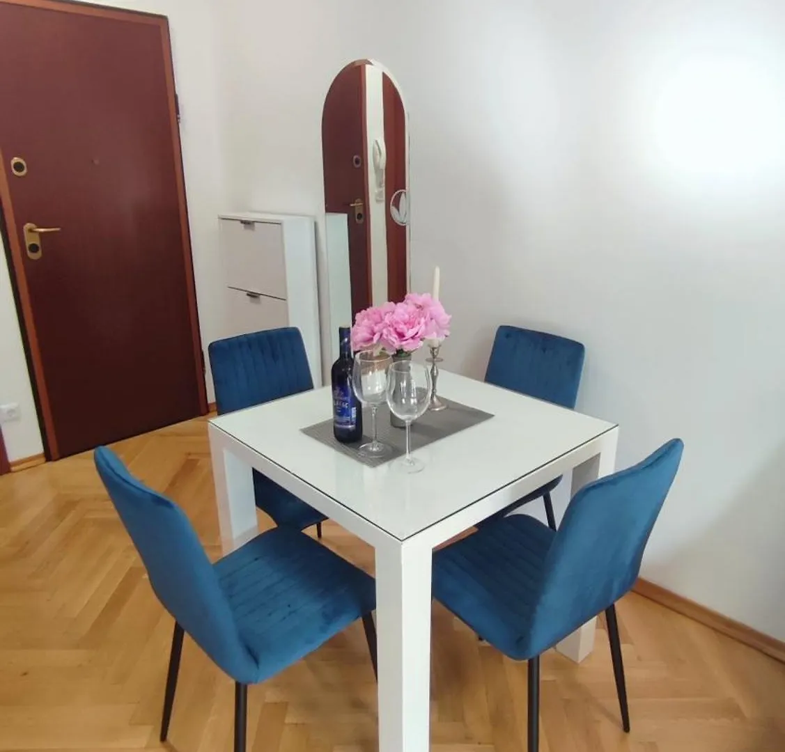 Apartment Paolo By The Beach Znjan Split