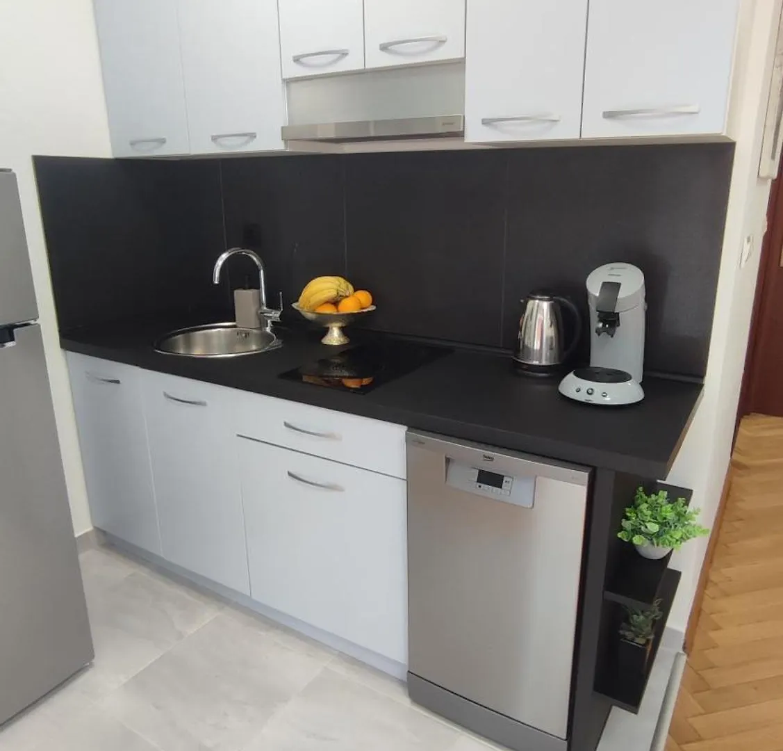 Apartment Paolo By The Beach Znjan Split